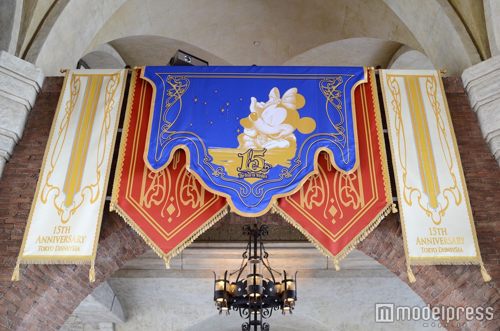 デコレーション／「東京ディズニーシー15周年“ザ・イヤー・オブ・ウィッシュ”」（C）モデルプレス