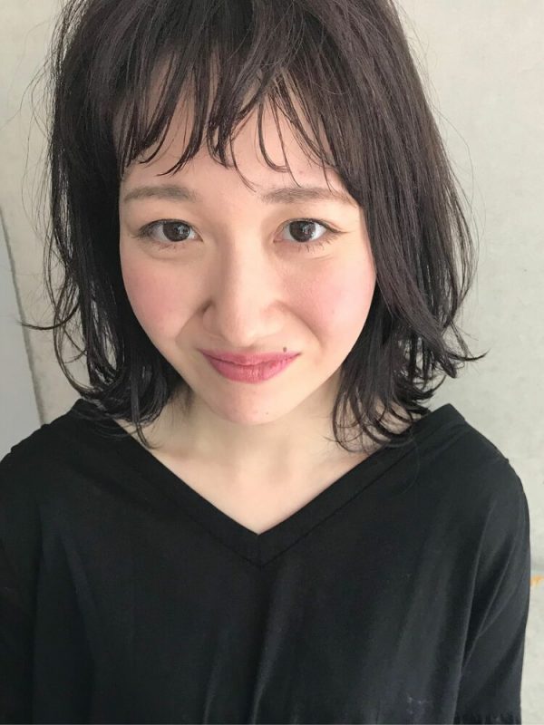黒髪のゆるふわパーマ特集 重く見せない軽やかなこなれ感を出すおすすめヘア モデルプレス 黒髪のゆるふわパーマ特集 重く見せない軽やかなこなれ感を出すおすすめヘア モデルプレス