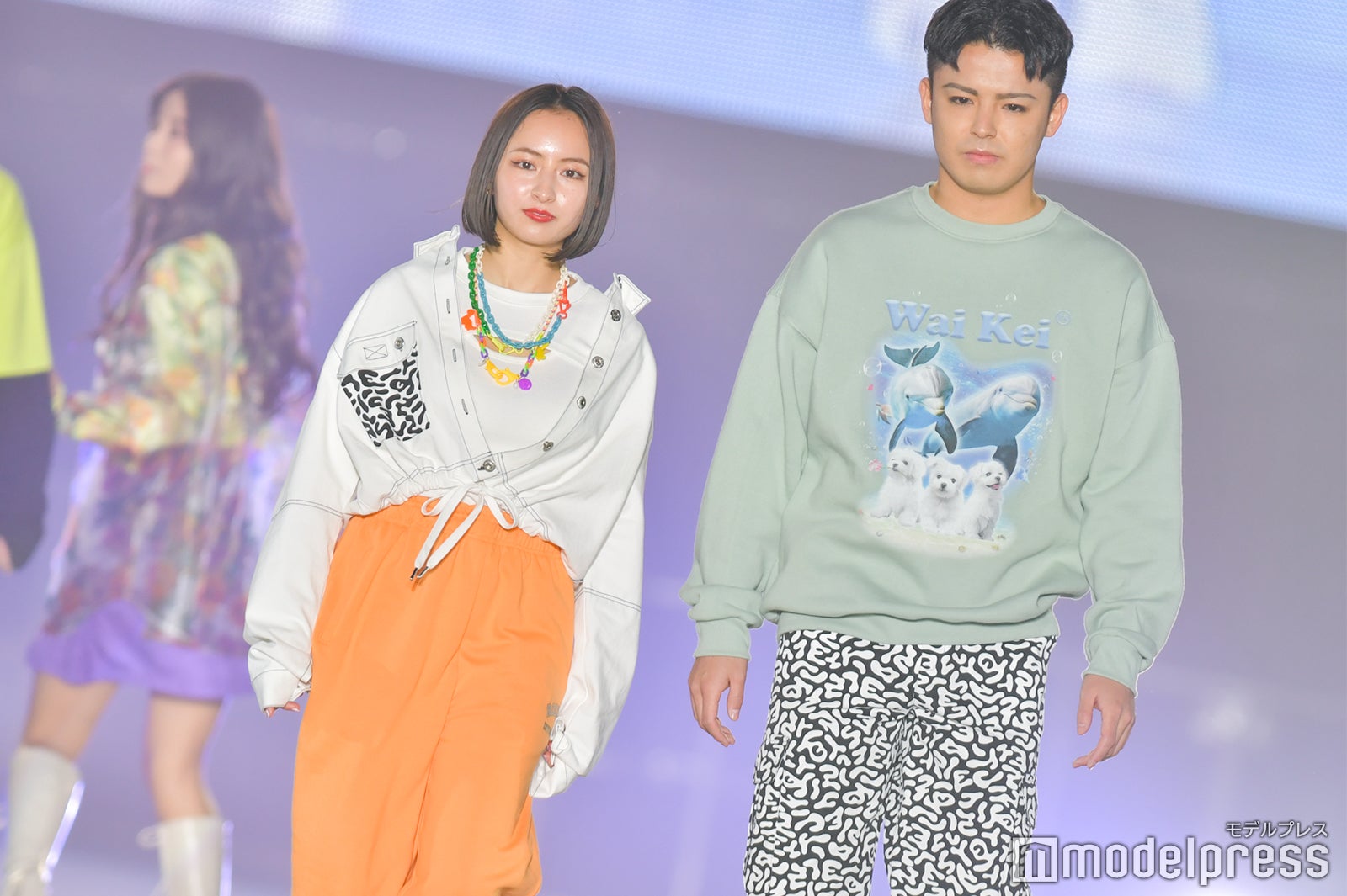 ジュリア、コーディ（C）モデルプレス