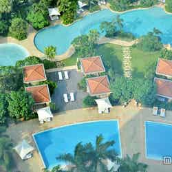 フォーシーズンズ敷地内にあるプール