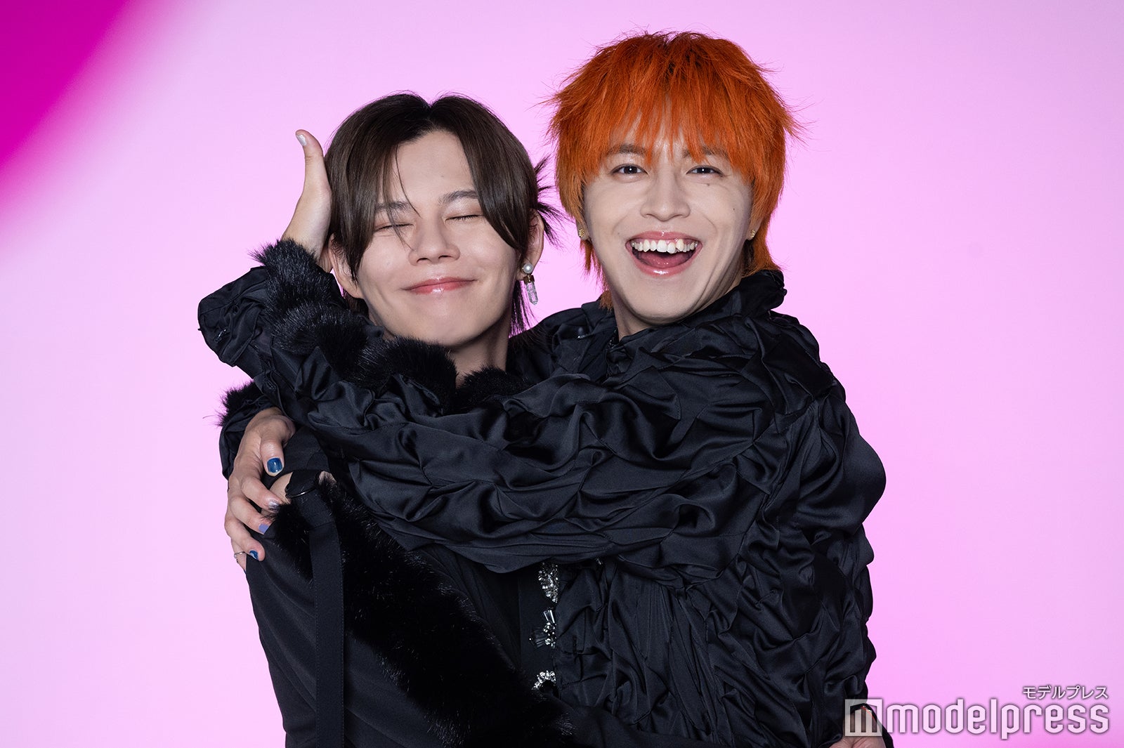 超特急カイ・タカシ・アロハ、新曲選択はメンバー満場一致 ツアー