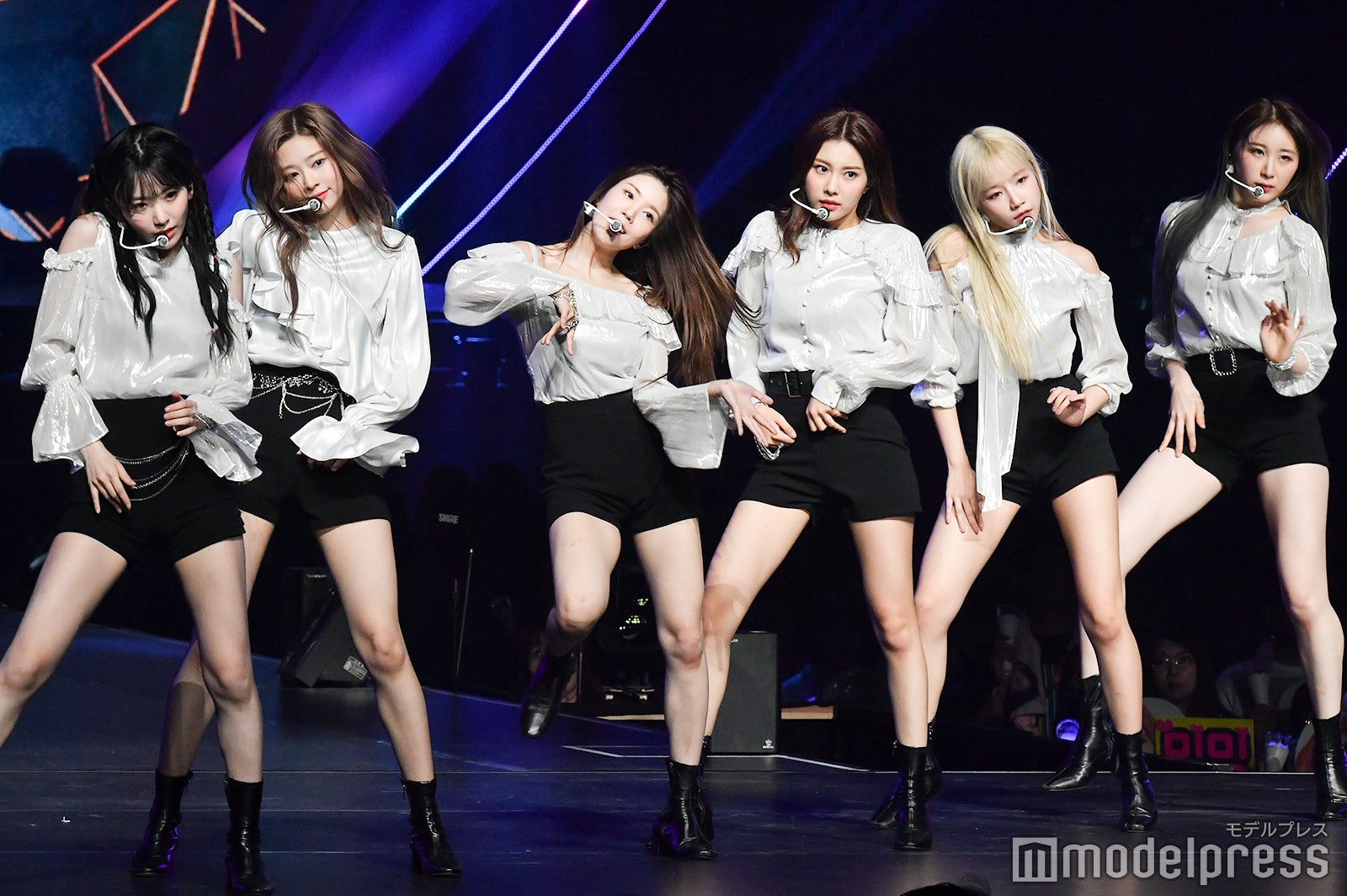 IZ*ONE （C）モデルプレス