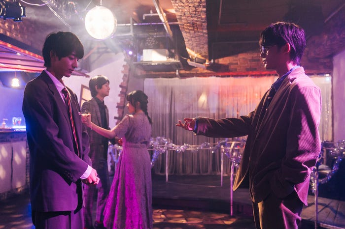 駒木根葵汰、藤原大祐 「差出人は、誰ですか?」第31話より(C)TBS
