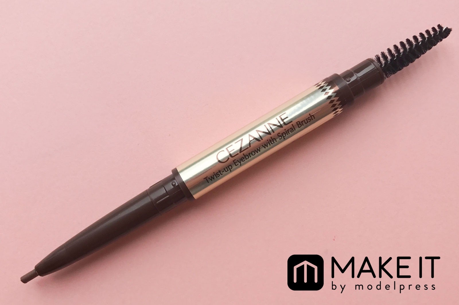  セザンヌ「ブラシ付アイブロウ繰り出し」 (C)メイクイット