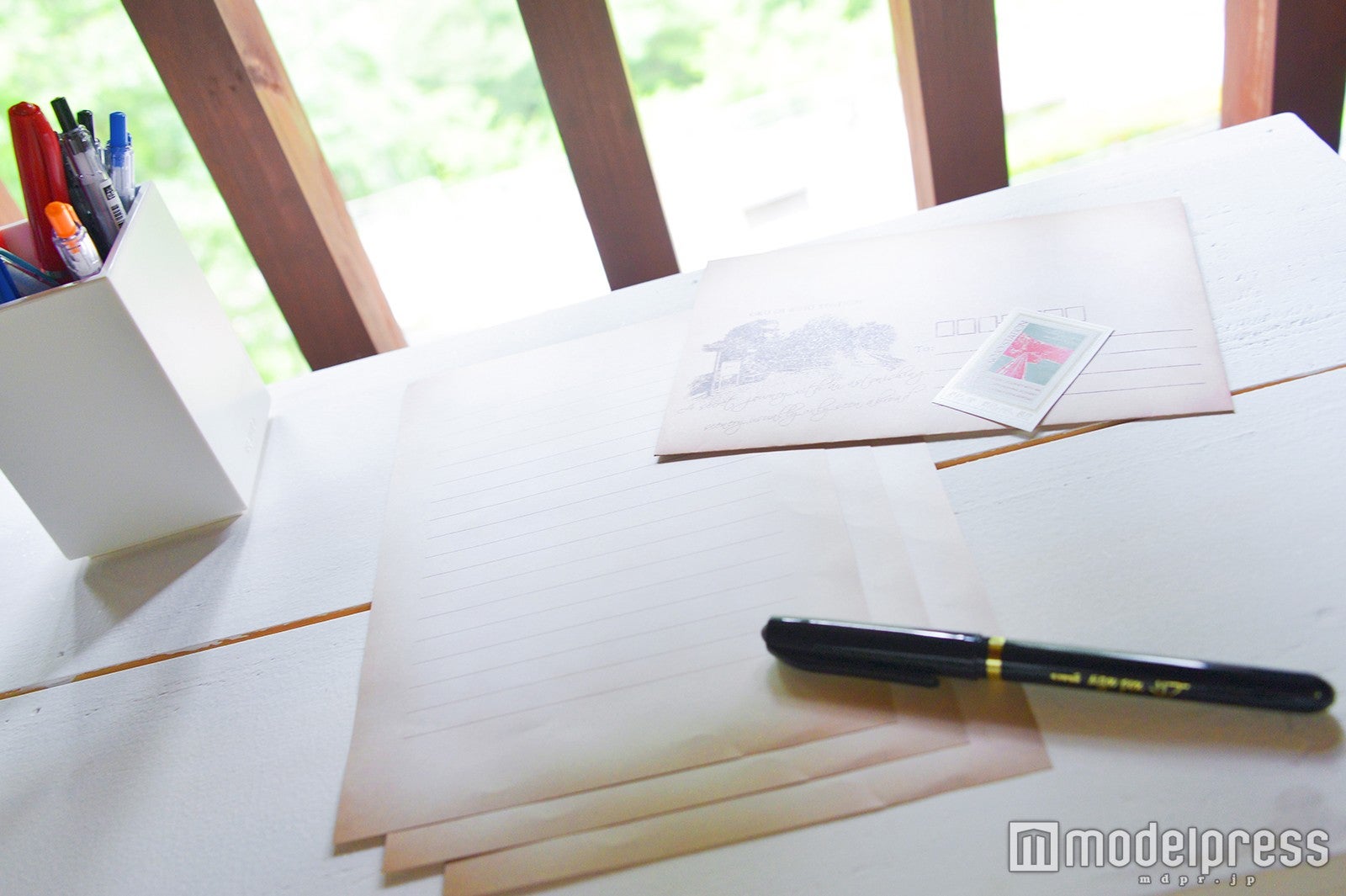 無料でもらえる海外風レターセット （C）モデルプレス