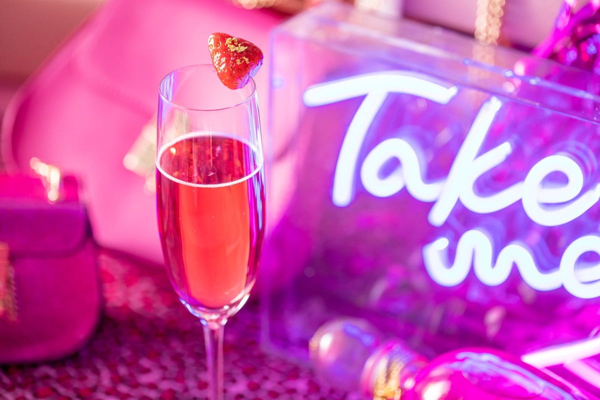 魅惑のストロベリーナイト／画像提供：ベストブライダル