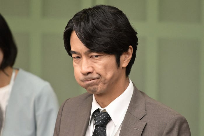 眞島秀和/第4話より (C)「パパとムスメの7日間」製作委員会