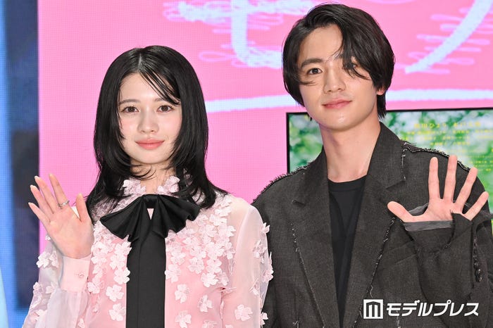 桜田ひより、木戸大聖(C)モデルプレス