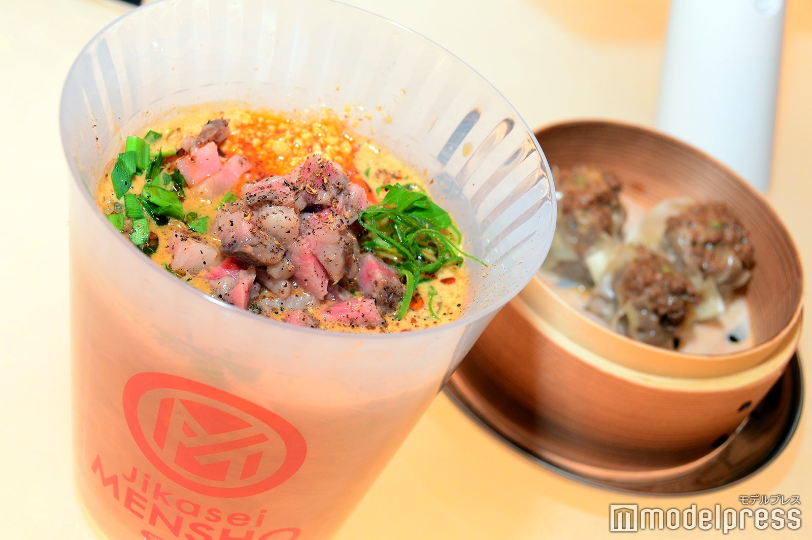 ジカセイメンショウ（C）モデルプレス