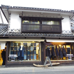 ジャパンブルー 自社の全ブランド複合店とカフェ開設