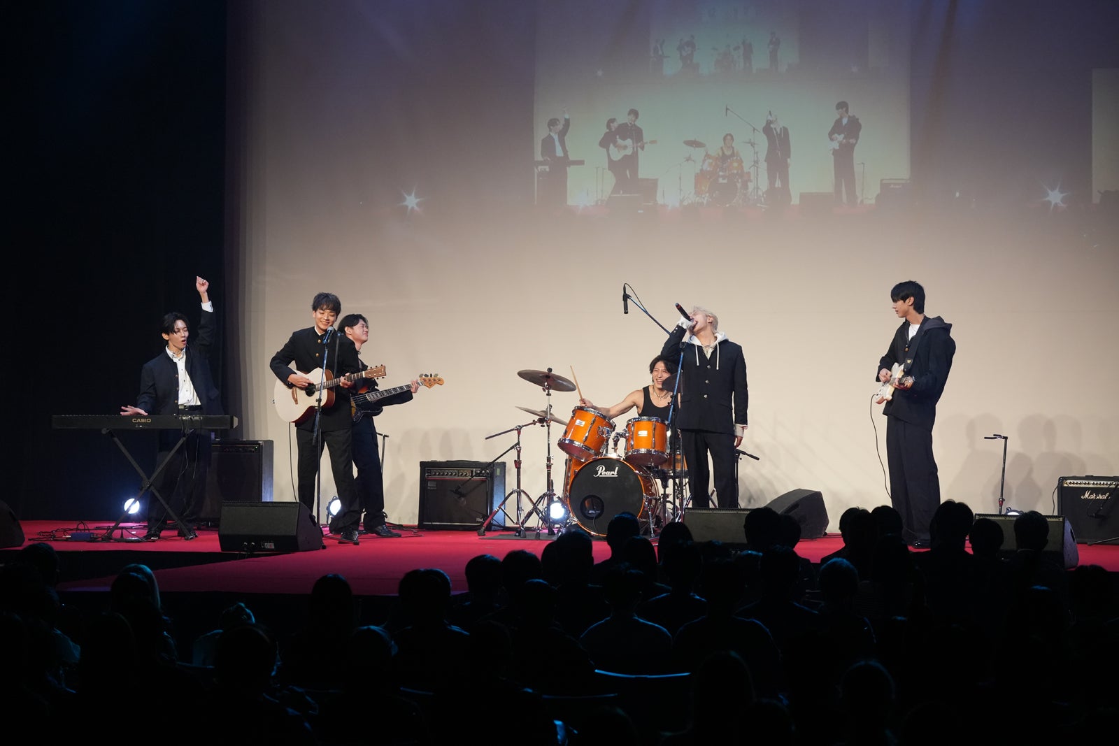 「ミス＆ミスター青山コンテスト2025」イベントの様子（提供写真）