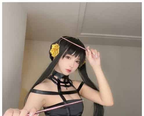 三上悠亜「SPY×FAMILY」ヨルのコスプレで抜群スタイル際立つ「ちょっと甘めのヨルさんになっちゃった」
