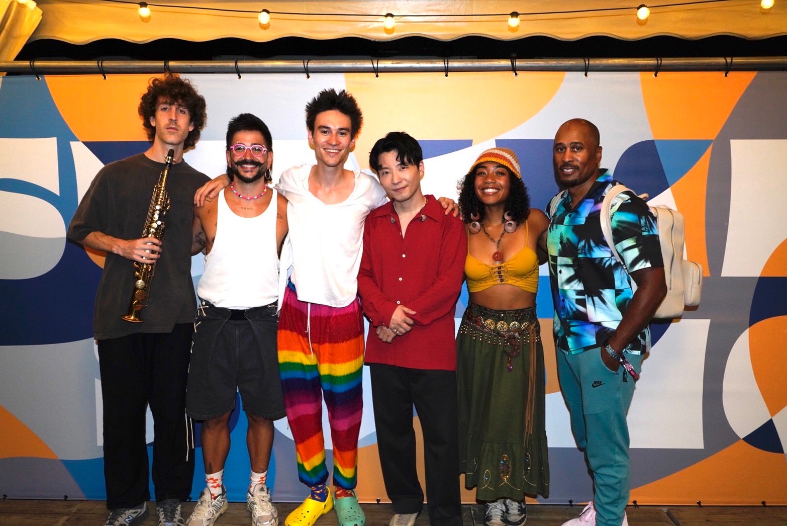 星野源公式Xより