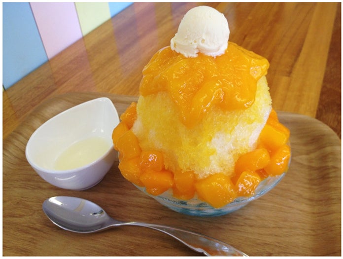 「完熟マンゴーデラックス」通常サイズ933円／小サイズ638円（税抜）／「369 farm cafe」オフィシャルサイトより