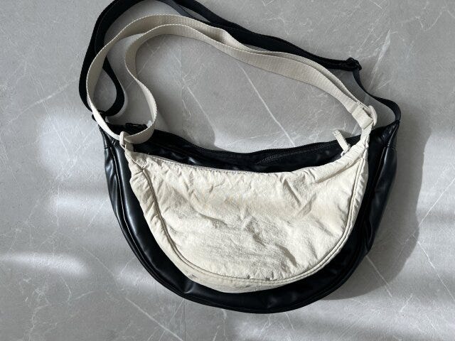 レザータッチランドバッグのサイズ比較