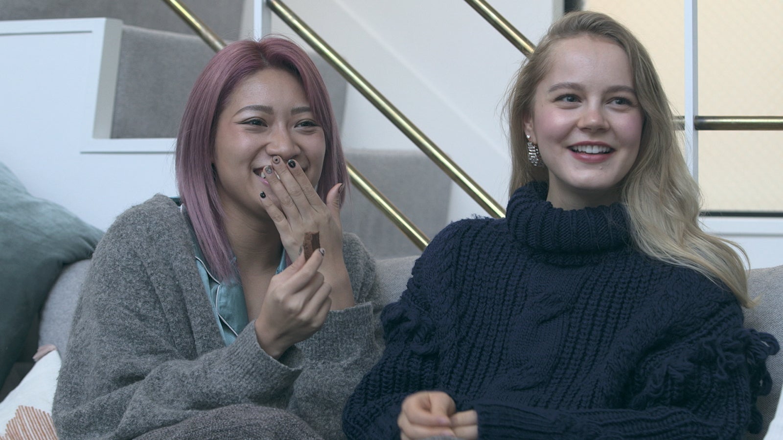 花、ビビ「TERRACE HOUSE TOKYO 2019-2020」34th WEEK（C）フジテレビ／イースト・エンタテインメント