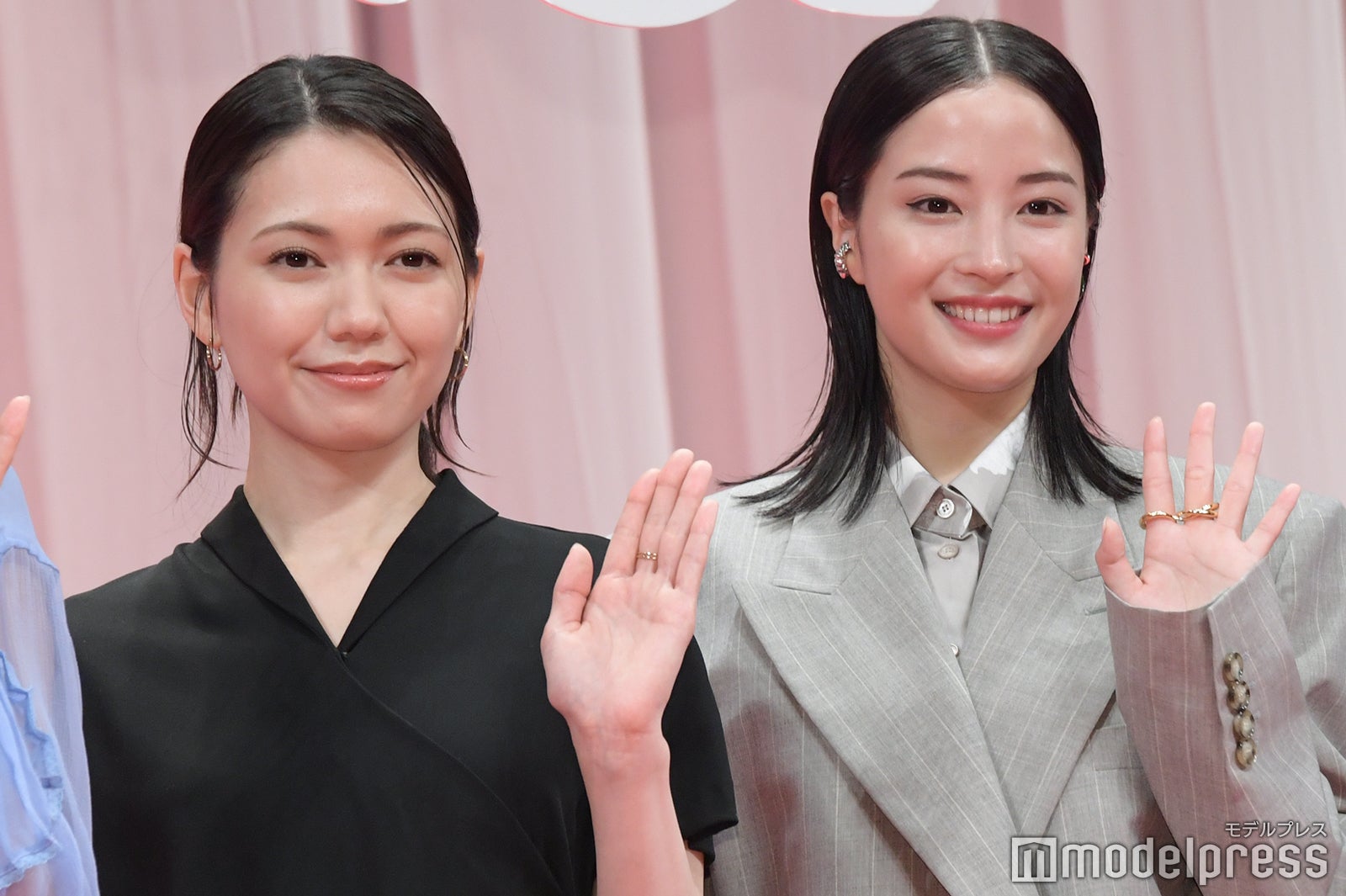 二階堂ふみ、広瀬すず（C）モデルプレス