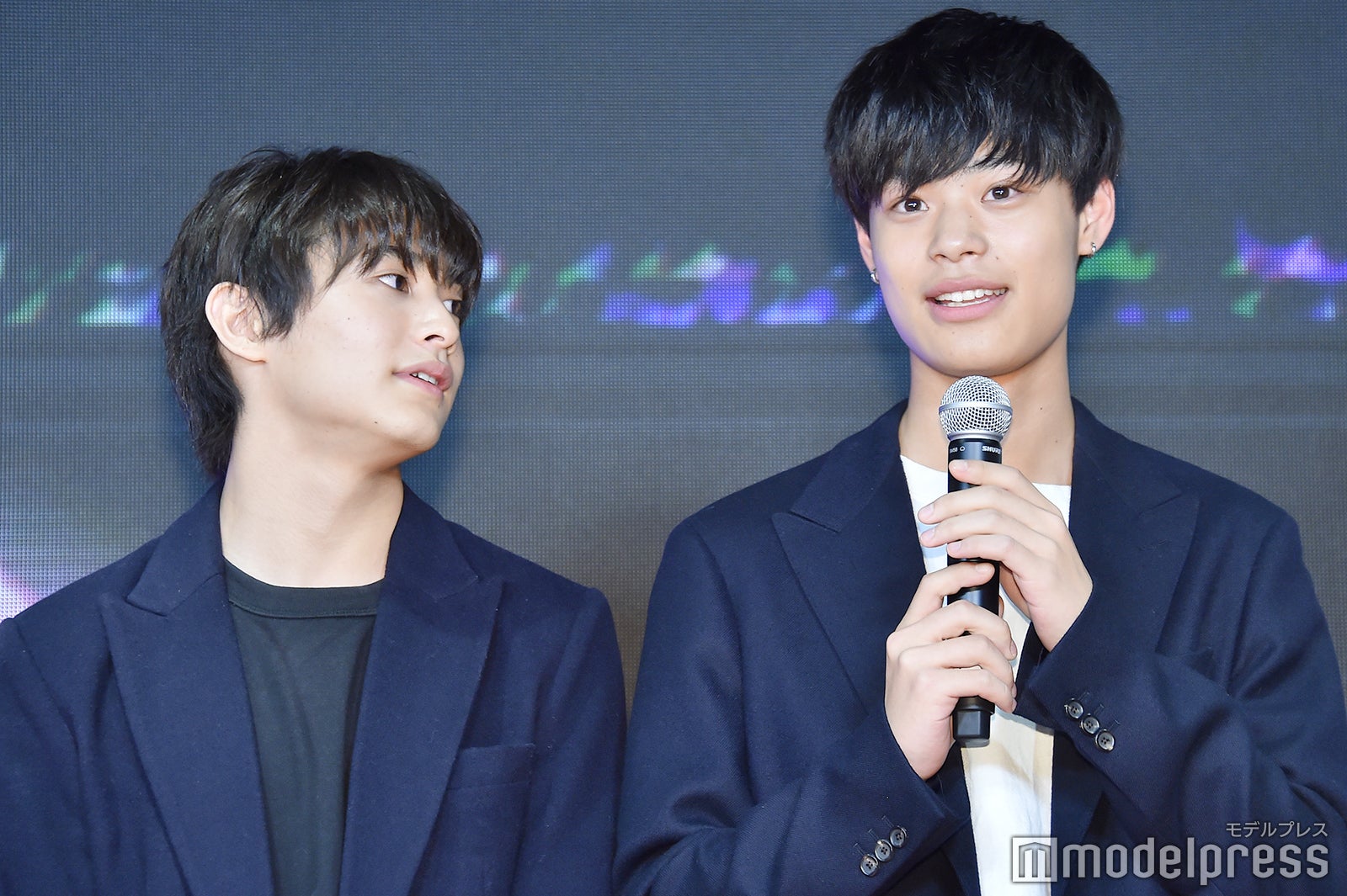 （左から）黒田昊夢、竹内唯人（C）モデルプレス