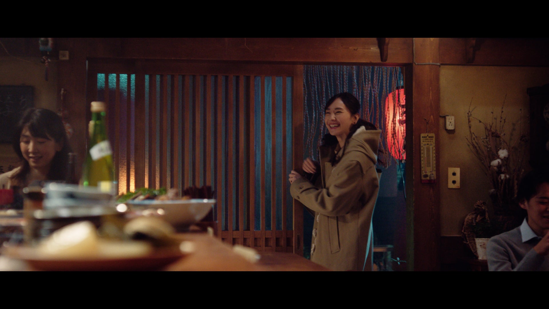 新垣結衣新CM「2022年もおつかれ生です」篇より（提供写真）