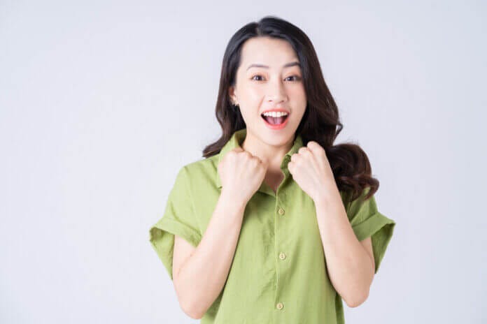 「嬉しい」などの感情を入れて誘う