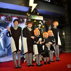 木村カエラ(右端)とハリセンボン(左端:箕輪はるか、左から2番目:近藤春菜)