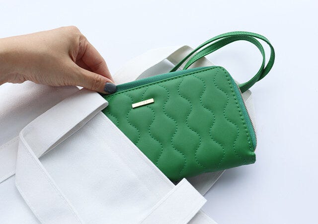 ムック本　ムック　付録　人気　おすすめ　オススメ　宝島社　宝島　レビュー　便利　優秀　当たり　最高　2023　Utao：　ウタオ　長財布　多機能長財布　財布　お財布　バッグ