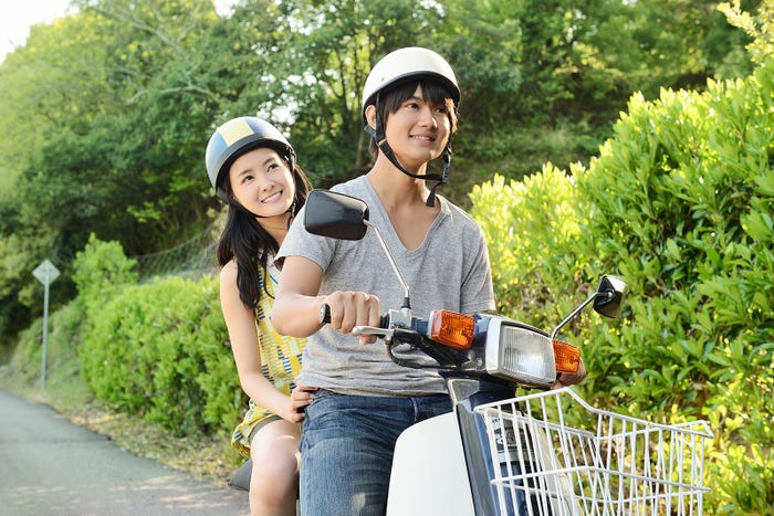 葵わかな、佐野勇斗(C)2018映画「青夏」製作委員会