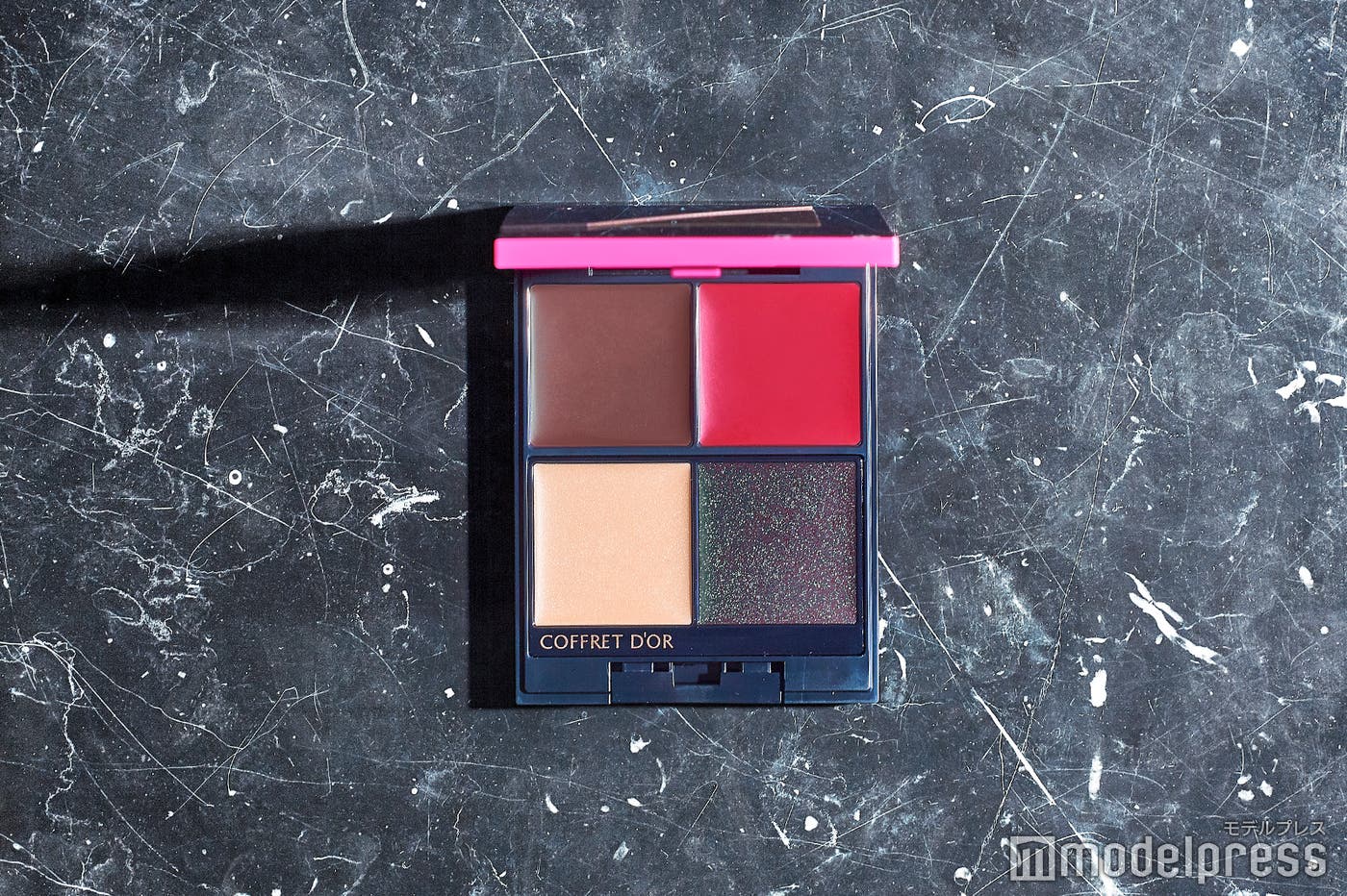 「マルチデザイニングパレット」全2種(C)モデルプレス