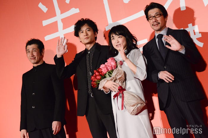 (C)モデルプレス