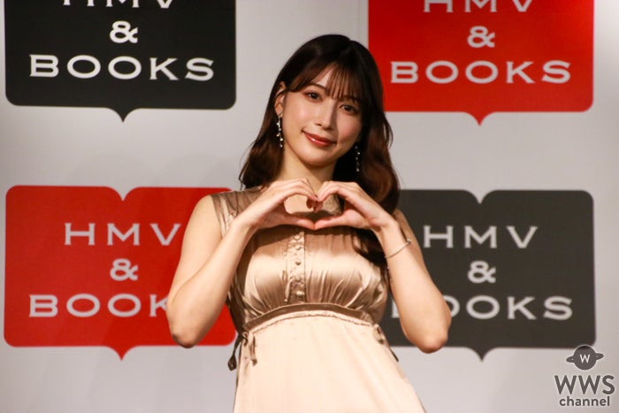 Amazon.co.jp: 雪平莉左200部限定プレゼント当選品写真集＆卓上