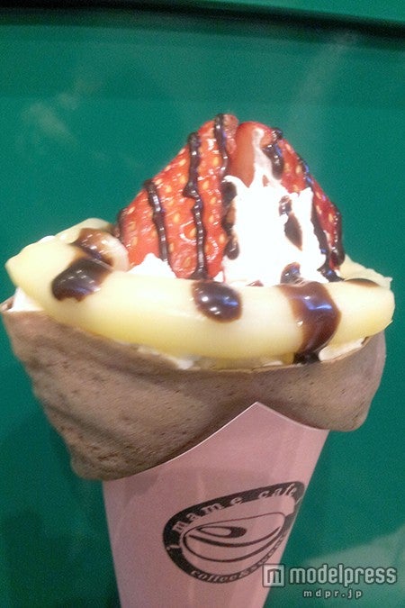 クリスマスクレープ／画像提供：太陽のマルシェ実行委員会