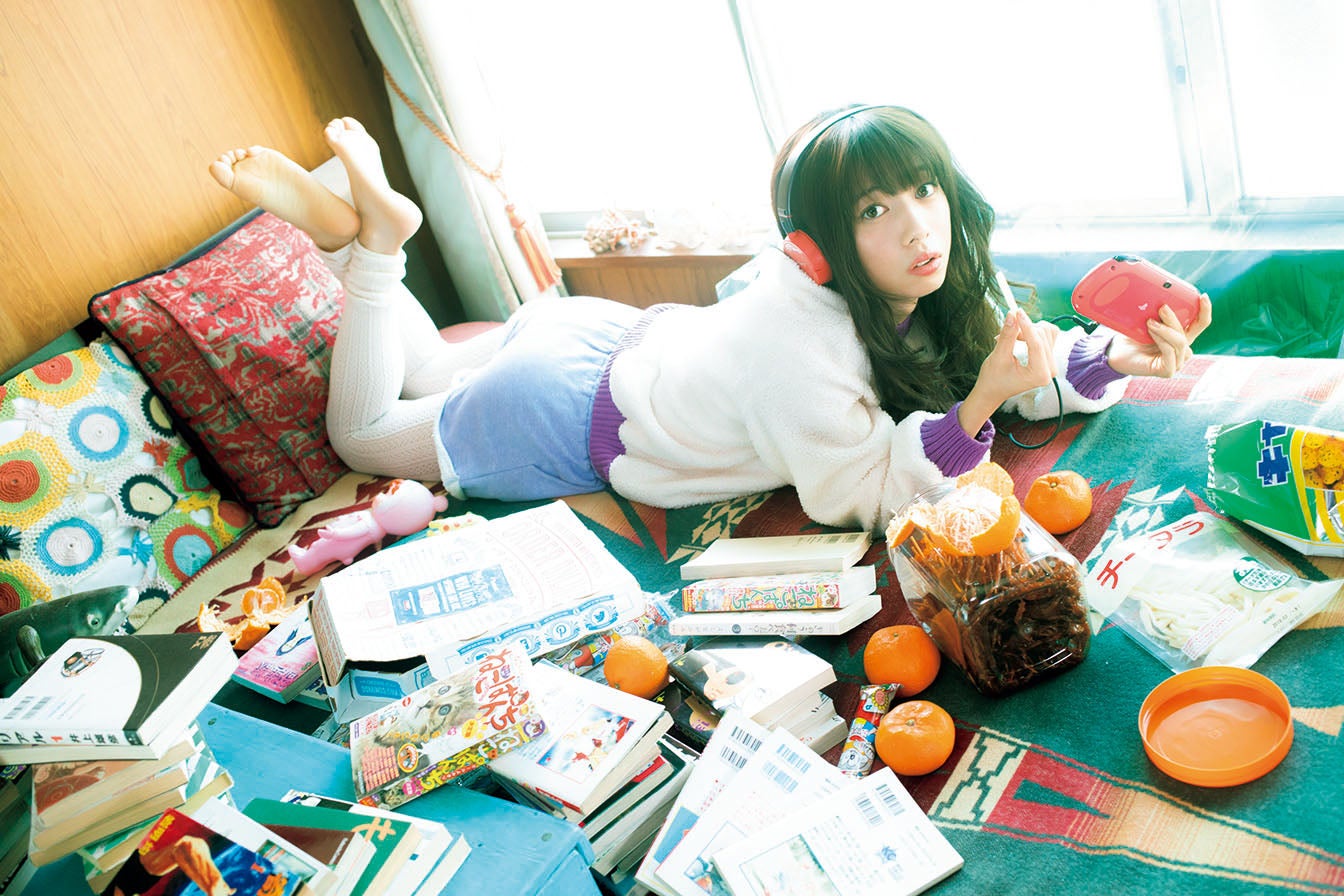 真山りか（撮影：桑島智輝／写真提供：ワニブックス）