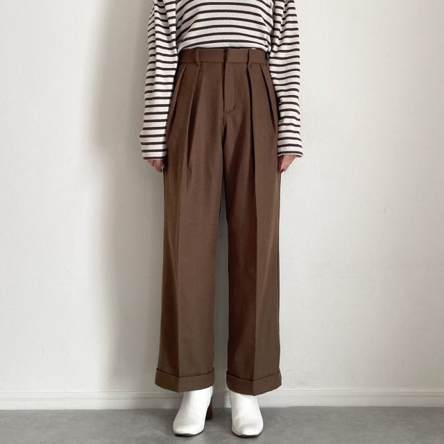 GU　インタックワイドパンツ　ブラウン