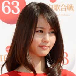 紅組司会者を務める堀北真希