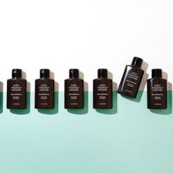 いつでも手もとをクリアでフレッシュに。「ジョンマスターオーガニック」のハンドリフレッシュナーをチェック。