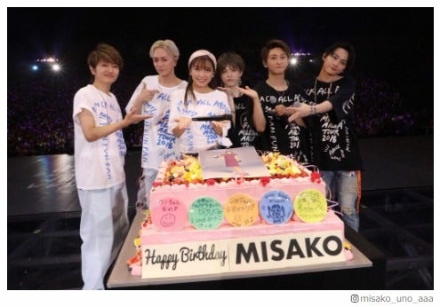 宇野実彩子の誕生日をAAAメンバー全員でお祝い　ソロツアーへの思いも