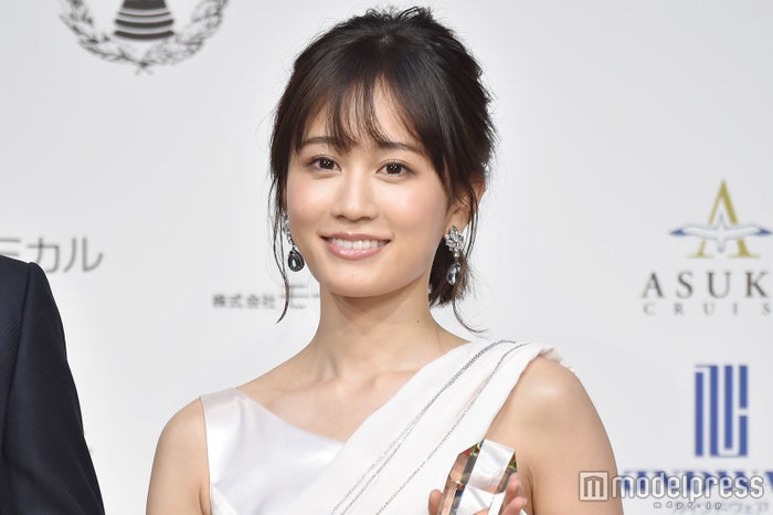 前田敦子 ぺえ あつぺえ すっぴんで花見 謎のカレカノ感 前田敦子 ぺえ あつぺえ すっぴんで花見 謎のカレカノ感
