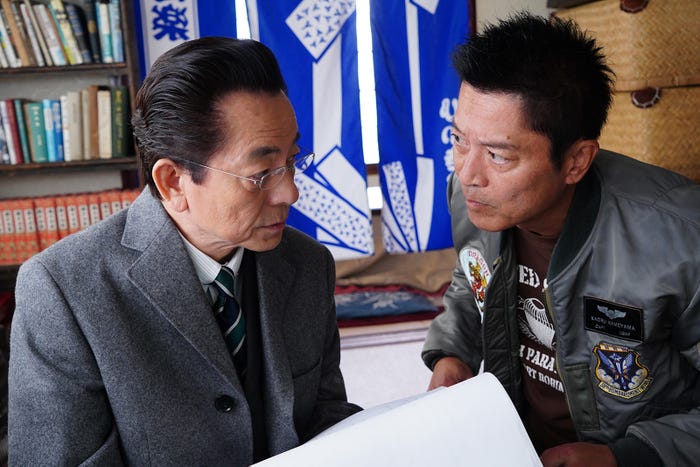 水谷豊、寺脇康文「相棒season22」第16話より(C)テレビ朝日