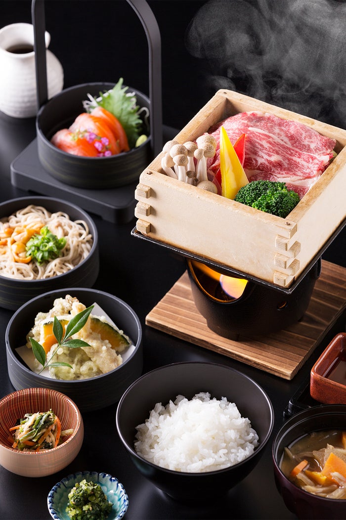 村民食堂/信州の彩り御膳/画像提供:星野リゾート