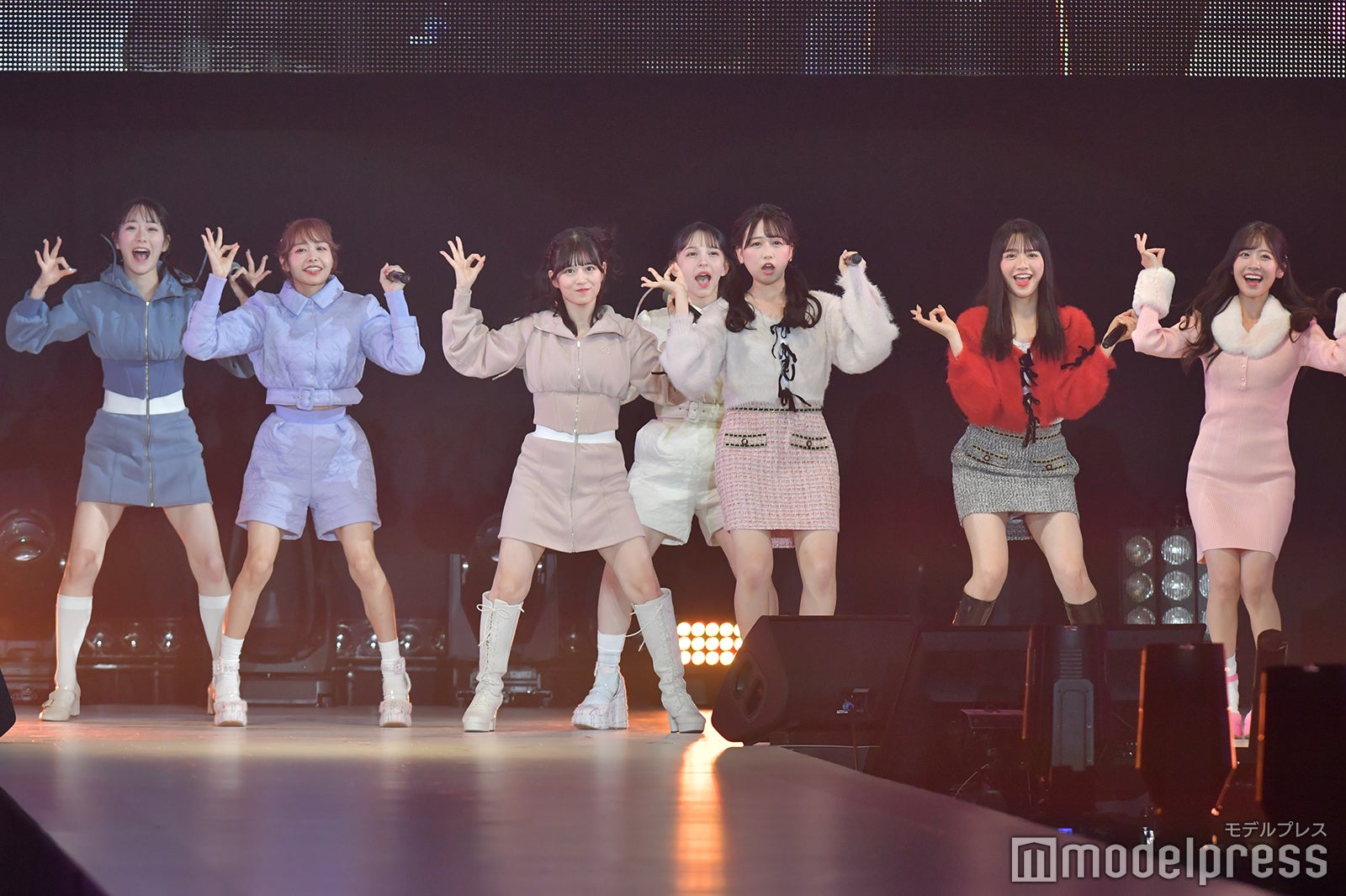 FRUITS ZIPPER（C）モデルプレス