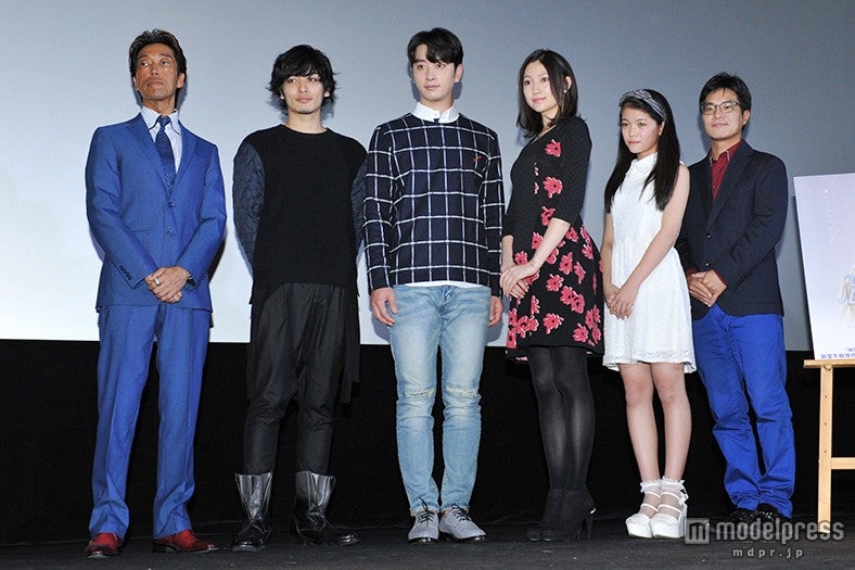 （左から）新堂冬樹氏、久保田悠来、チャンソン、大野いと、村山優香、ハン・サンヒ監督