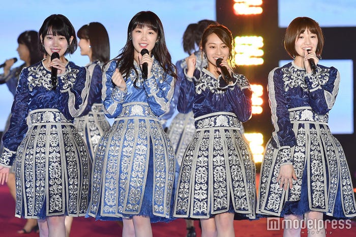 乃木坂46(C)モデルプレス