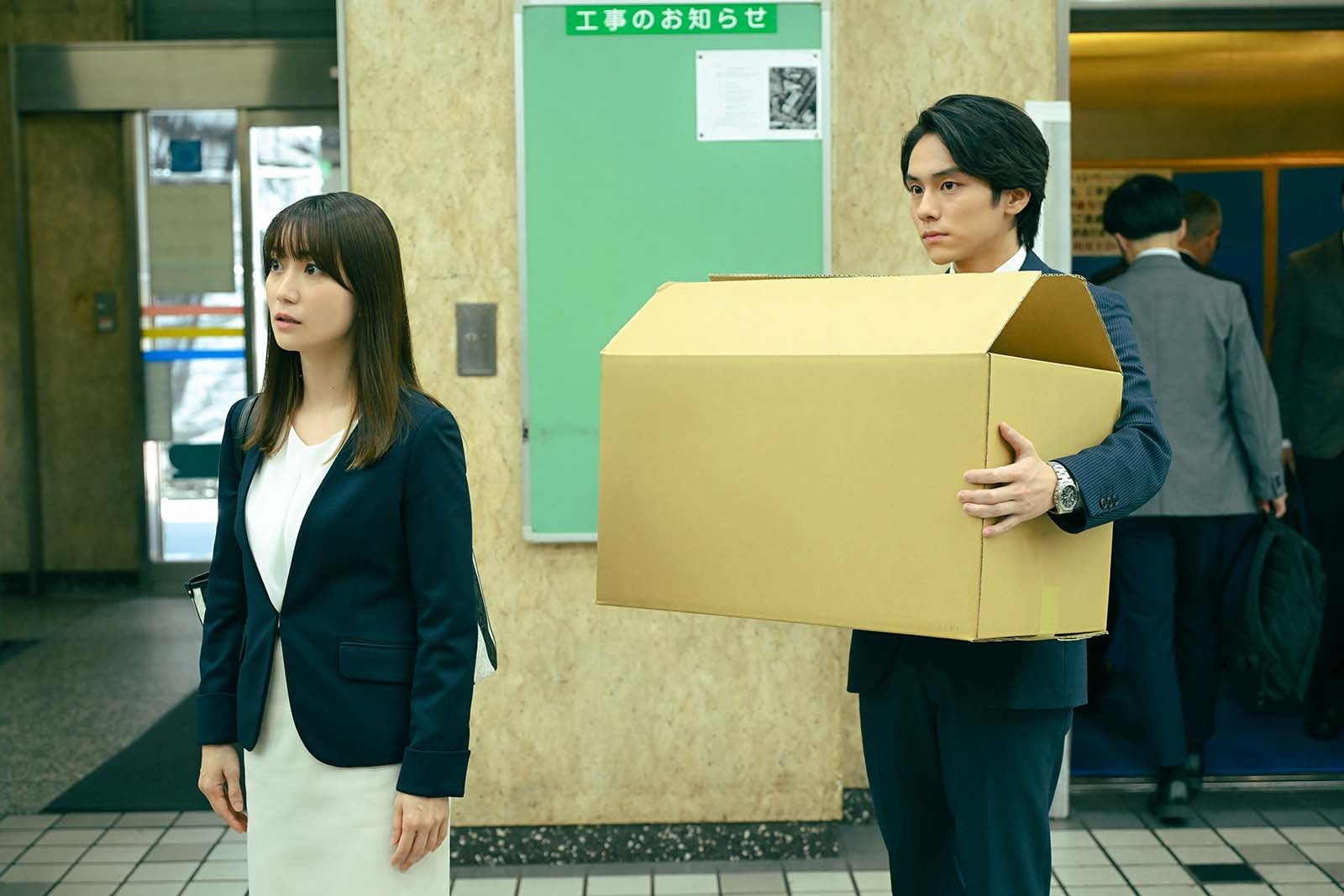 大島優子、山下幸輝「アンチヒーロー」最終話より（C）TBS