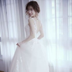 柏木由紀、美しいウエディングドレス姿に 20代最後の大人っぽい花嫁姿に大満足