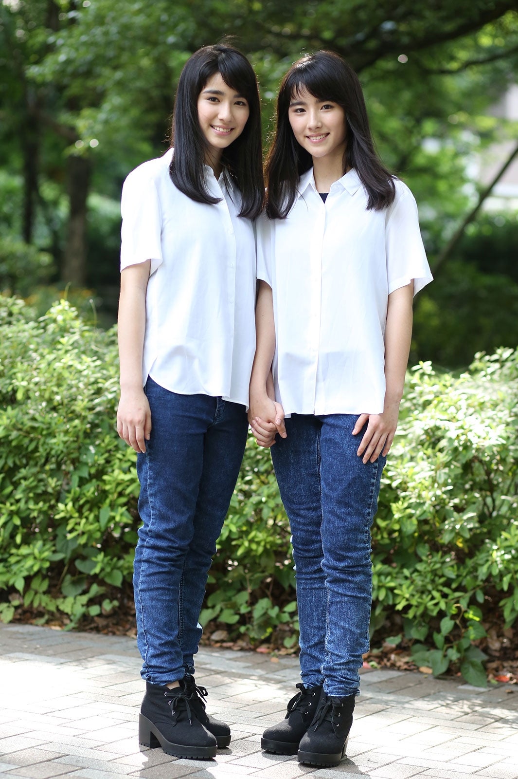 鈴木みな・まりあ（画像提供：所属事務所）