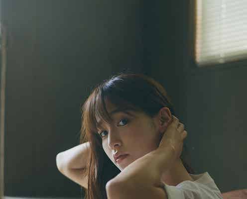 鷲見玲奈アナ、ショーパンでスラリ美脚披露
