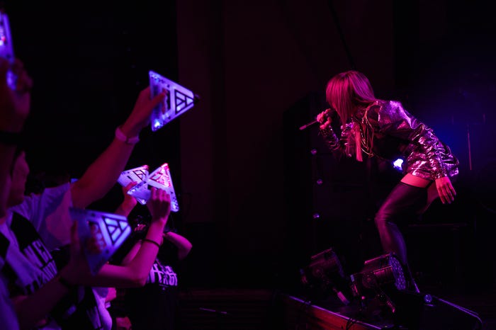 倖田來未/「KODA KUMI LIVE TOUR 2017 ~W FACE~」より(画像提供:avex)