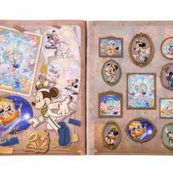 クリアホルダー 800円（C）Disney