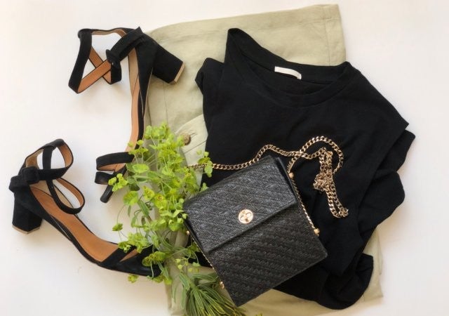 Gu 990円ワンピース のダサ見えしないコーデ術 家もデートも可愛く着回せる モデルプレス