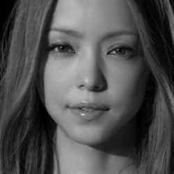 安室奈美恵・新CM「メイクドラマティック デビュー」篇より